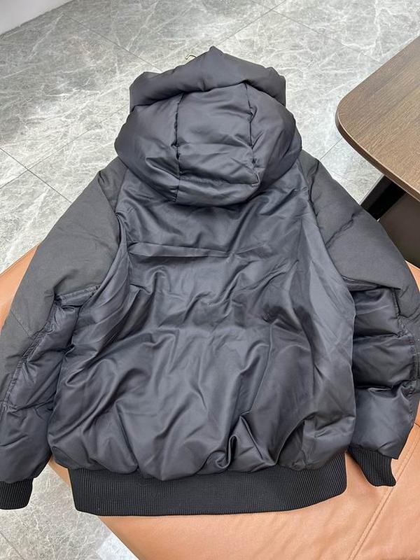 Moncler Women's Outwear 230